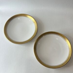 Shenago China Ivory Gold Trim 6 In Round Side Salad Appetizer Plate Saucer Set 2
